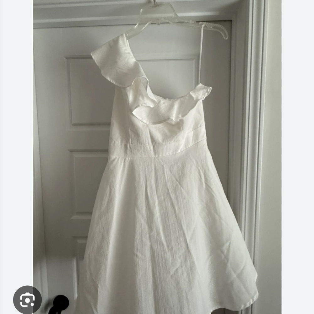 Francesca's Collections Cream One-Shoulder Dress